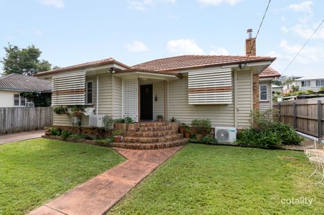 Property photo of 305 Riding Road Balmoral QLD 4171