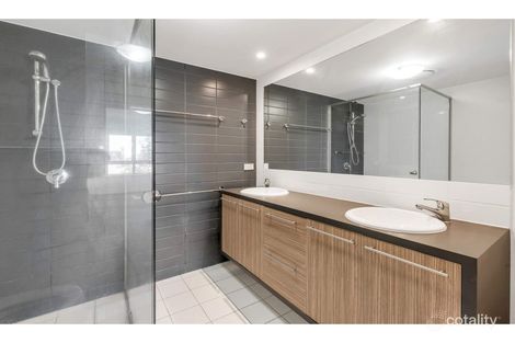 Property photo of 16/11-13 Promenade Avenue Robina QLD 4226
