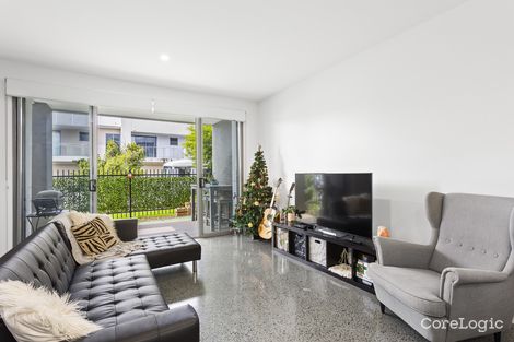 Property photo of 2/2 Emily Way Varsity Lakes QLD 4227