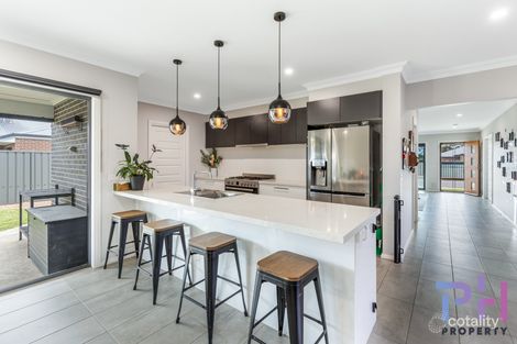 Property photo of 21 Dorset Drive Marong VIC 3515
