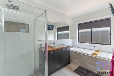 Property photo of 21 Dorset Drive Marong VIC 3515