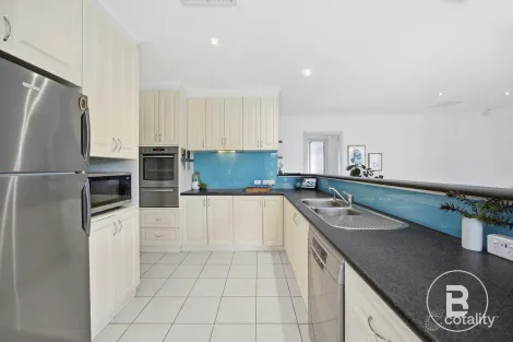 Property photo of 9 Bennett Street Canadian VIC 3350