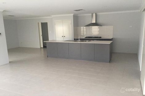 13 Boodjera Bend, Forrestfield, WA 6058