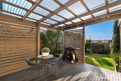 Property photo of 30 Waterside Drive Pakenham VIC 3810