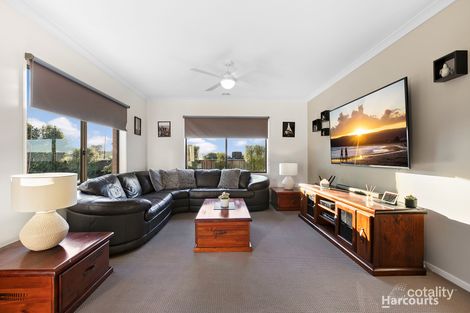 Property photo of 30 Waterside Drive Pakenham VIC 3810