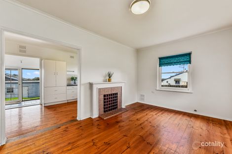 Property photo of 77 Lake Terrace East Mount Gambier SA 5290