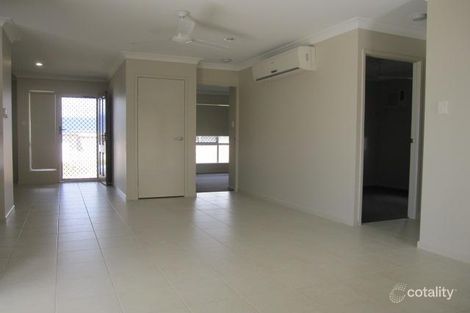 Property photo of 39 Limerick Way Mount Low QLD 4818