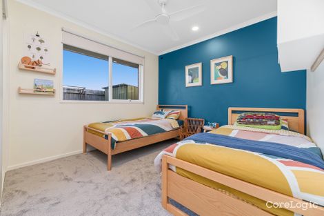 Property photo of 39 St Boswells Avenue Berwick VIC 3806