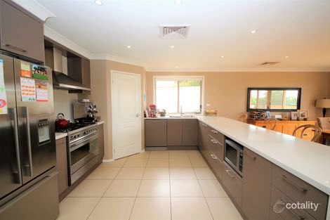 Property photo of 27 Balala Crescent Bourkelands NSW 2650