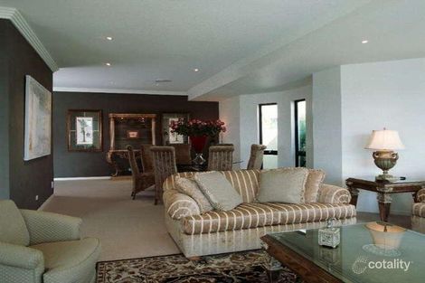 Property photo of 13 Hampton Court Paradise Point QLD 4216