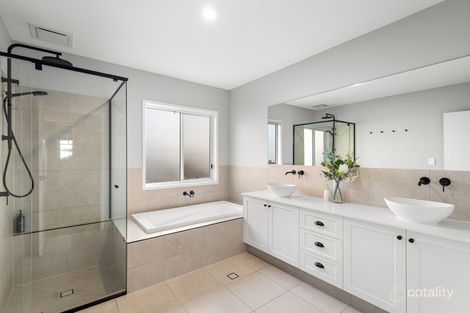 Property photo of 202 Oceanic Drive Bokarina QLD 4575