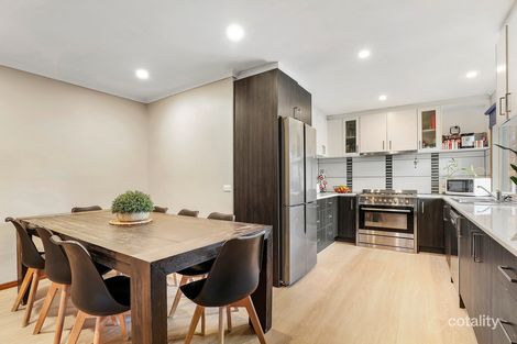 Property photo of 5 Greenacre Crescent Narre Warren VIC 3805
