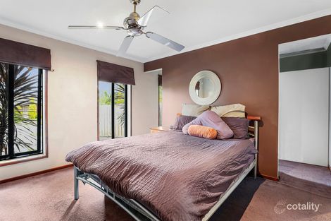 Property photo of 5 Greenacre Crescent Narre Warren VIC 3805