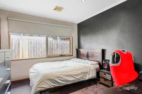 Property photo of 5 Greenacre Crescent Narre Warren VIC 3805