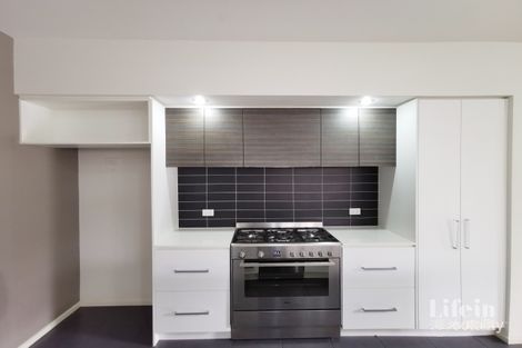 Property photo of 34 Burn Nar Look Drive Burwood VIC 3125
