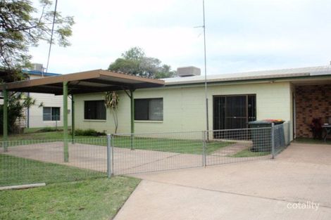 1 Willans St, Emerald, QLD 4720