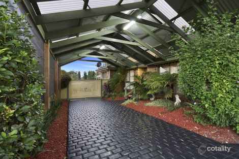 Property photo of 8 Chevalier Place Frankston VIC 3199