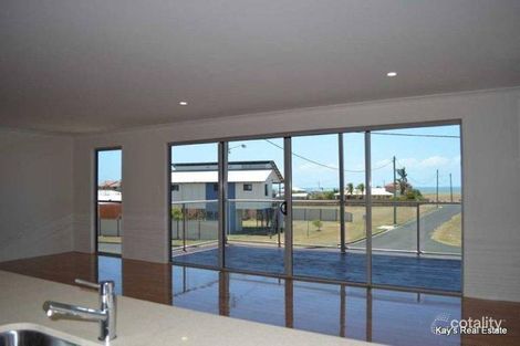 Property photo of 79 Shelley Burnett Heads QLD 4670