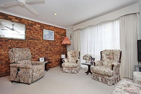 Property photo of 2 Koorong Place Queanbeyan West NSW 2620