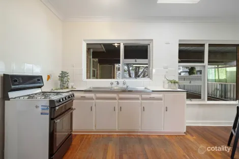 Property photo of 10 Richard Avenue Mitchell Park SA 5043