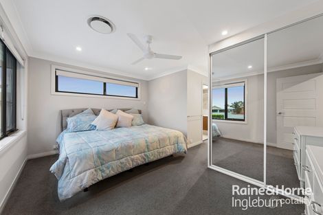 Property photo of 20 Isabella Crescent Glenfield NSW 2167