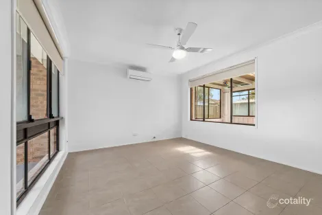 Property photo of 1 Christopher Crescent Lake Haven NSW 2263