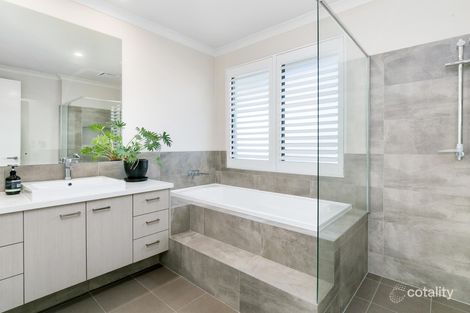 Property photo of 35 Essex Street Bayswater WA 6053