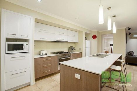 Property photo of 37 Santander Crescent Point Cook VIC 3030
