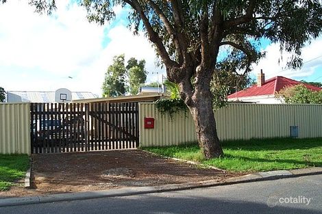 245 Seventh St, Wonthella, WA 6530