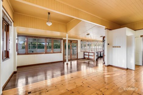 Property photo of 11 Charles Street Newtown QLD 4350