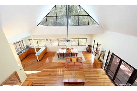Property photo of 23 Hillcrest Place Kenmore Hills QLD 4069