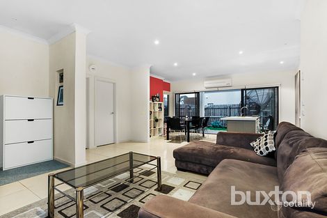 Property photo of 2/31-33 Tully Road Clarinda VIC 3169