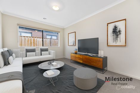 Property photo of 20 Ayrshire Way Clyde North VIC 3978