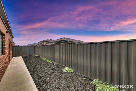 Property photo of 17 Gingera Street Truganina VIC 3029