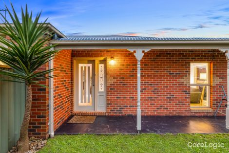 Property photo of 15 Greenock Crescent Cranbourne East VIC 3977