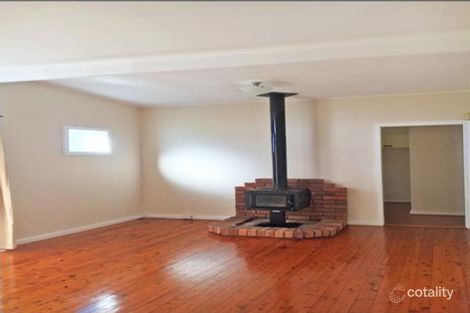 Property photo of 12 Campbellfield Avenue Bradbury NSW 2560