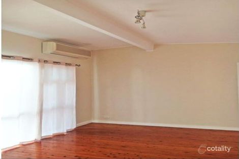 Property photo of 12 Campbellfield Avenue Bradbury NSW 2560