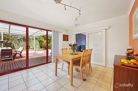 Property photo of 2 Oranna Court Glen Waverley VIC 3150
