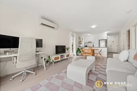 Property photo of 6/139-141 Macfarlane Burnet Avenue Macgregor ACT 2615