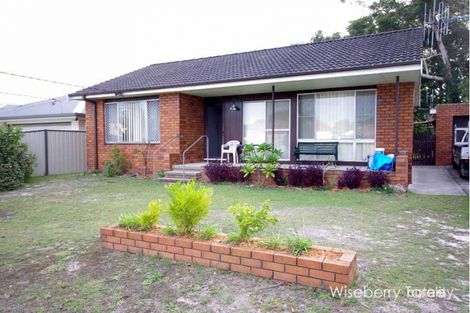 8 Tuncurry St, Tuncurry, NSW 2428