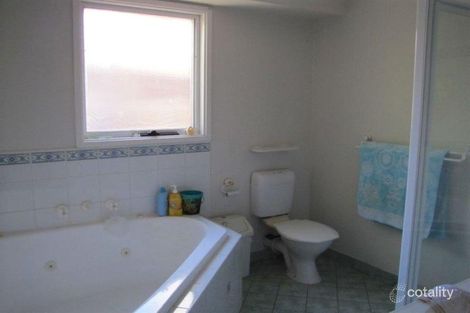 Property photo of 18 Epsom Avenue Epping VIC 3076