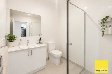 Property photo of 42 Eldorado Loop Mernda VIC 3754