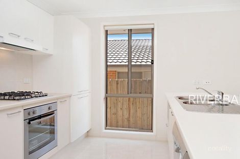 Property photo of 19 Blue View Terrace Glenmore Park NSW 2745