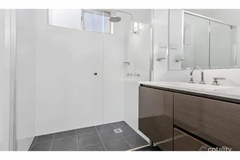Property photo of 2/51 Nesca Parade The Hill NSW 2300