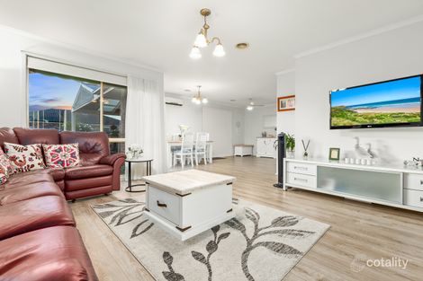 Property photo of 14 Ovata Place Cranbourne West VIC 3977