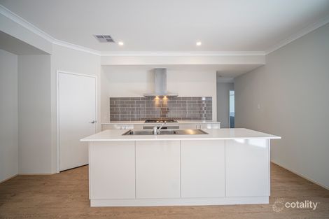 39a Martindale Ave, Thornlie, WA 6108