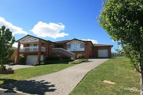 18 Magnolia Way, Orange, NSW 2800