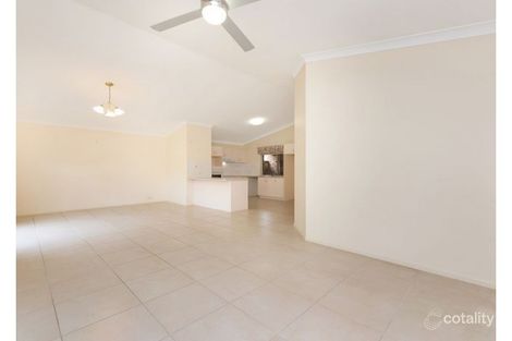 Property photo of 44 Leichhardt Circuit Forest Lake QLD 4078