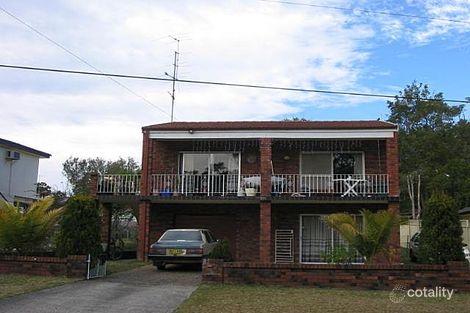 Property photo of 114 Cams Boulevard Summerland Point NSW 2259