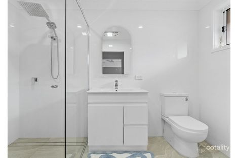 Property photo of 127 Murtha Drive Elanora QLD 4221